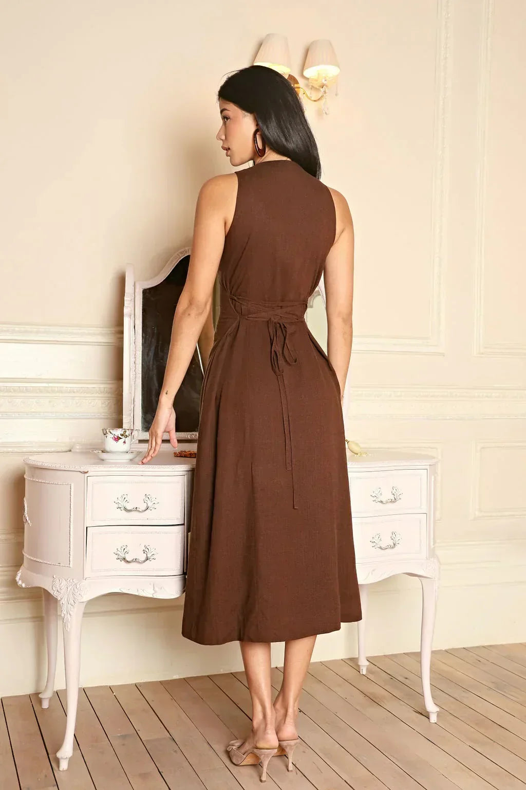 Damen Ärmelloses Leinenkleid Figurformend