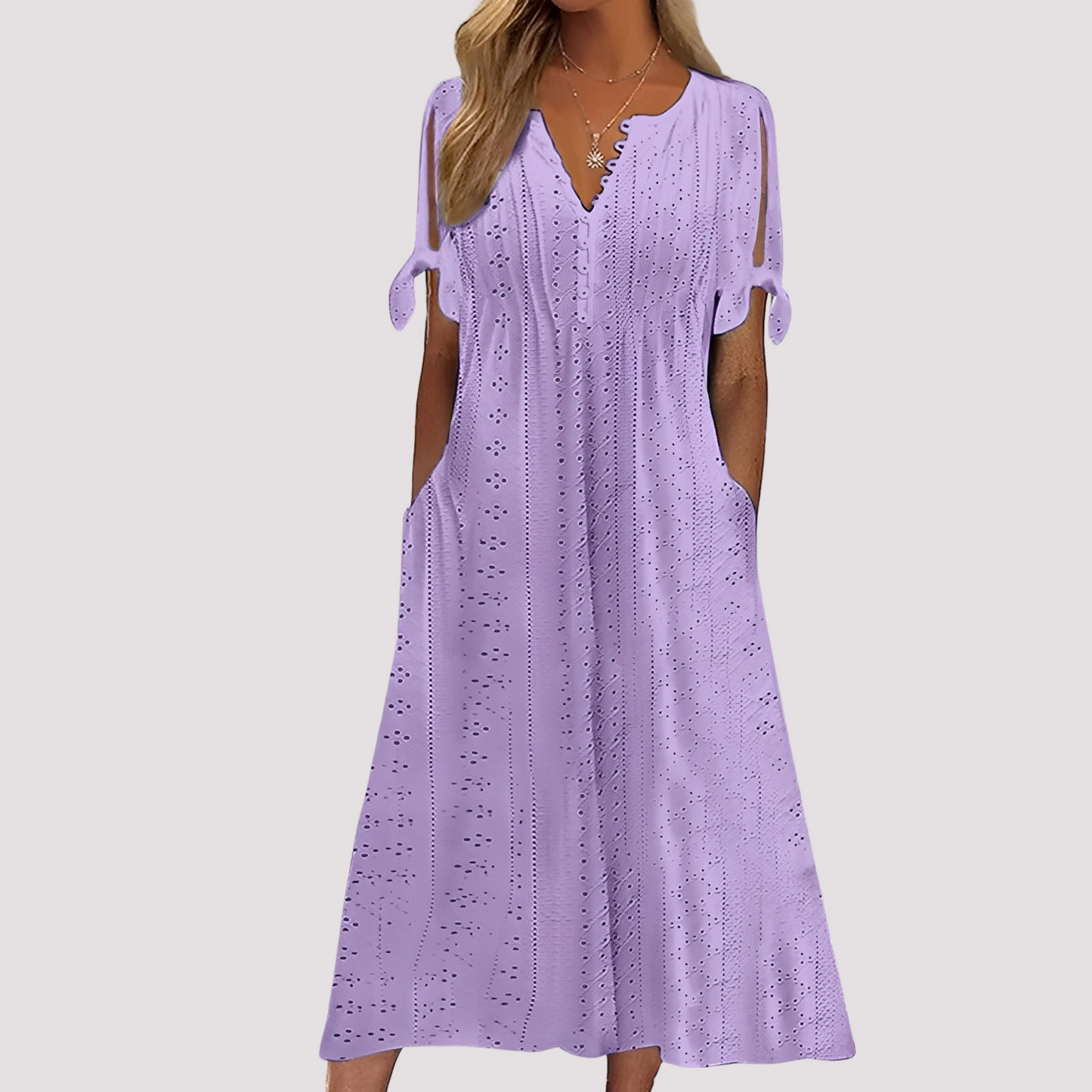 Maisy Damen Kleid Ausgeschnitten