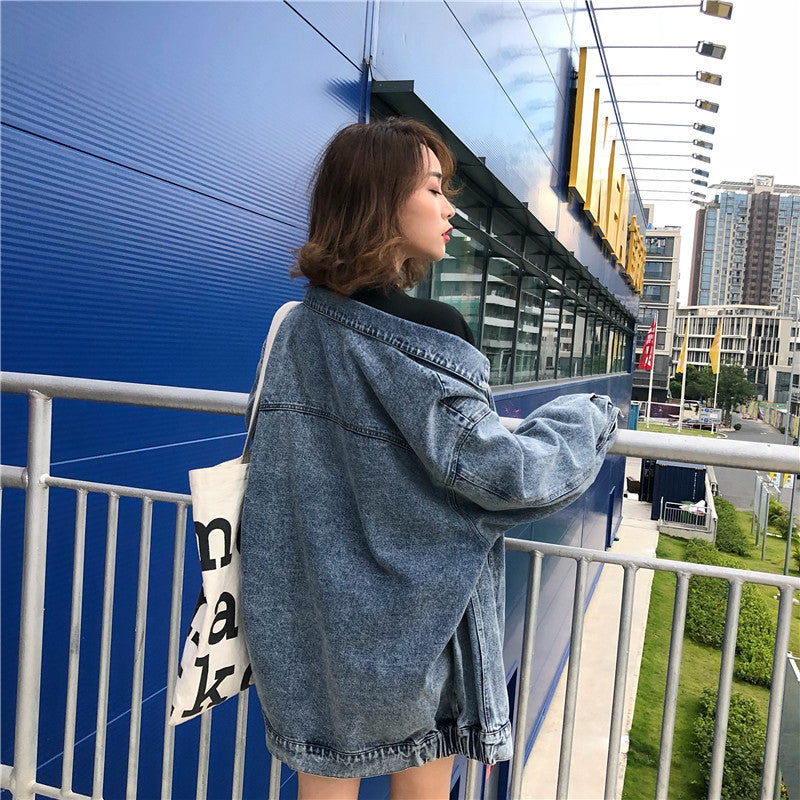 Damen Oversized Denimjacke Dekorative Taschen