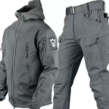Herren Winteroutfit Funktionale Jacke und Hose