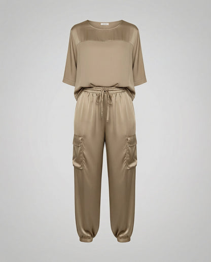Elegante Satin Damenanzug Zweiteiler