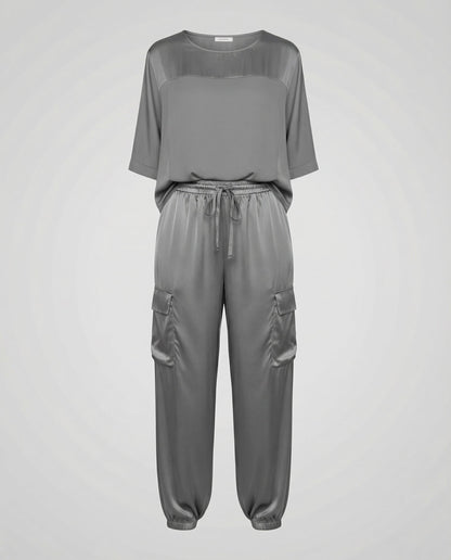 Elegante Satin Damenanzug Zweiteiler