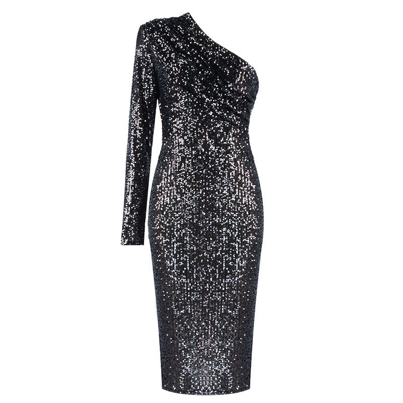 Abendkleid von Elarova mit schrägen Kragen und glänzenden Pailletten