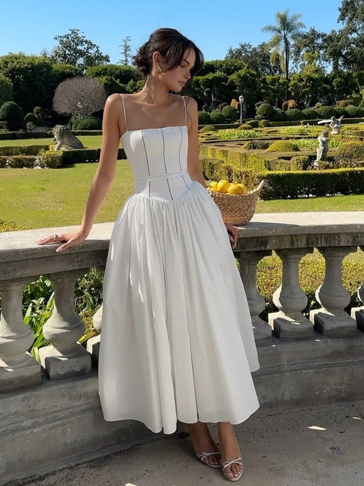 Damen Midikleid mit Spaghettiträgern Elegantes Design Schwarz - Norvielle