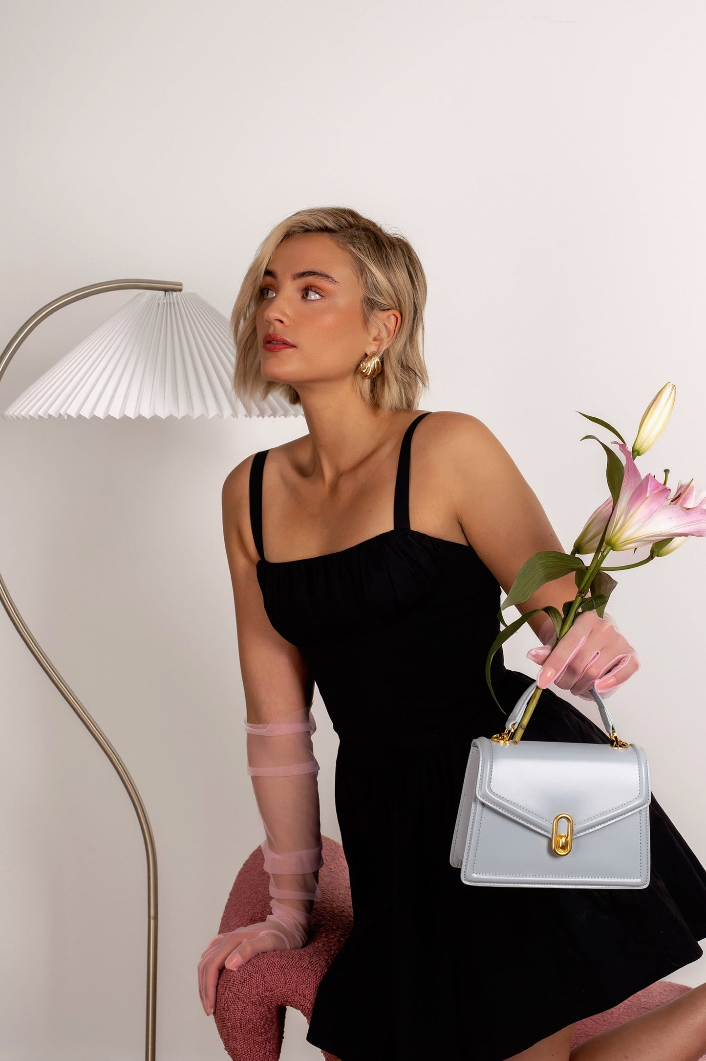 Damenhandtasche Strukturiert Leder -Handle Goldfarben