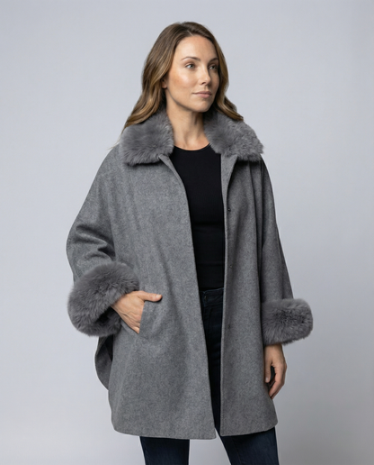 Damen Capejacke aus Kunstpelz Schwarz - Norvielle