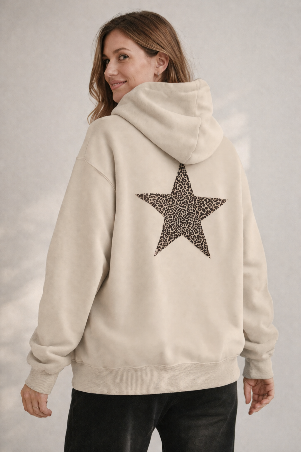 Damen Hoodie Leoprint Sternmotiv Norvielle