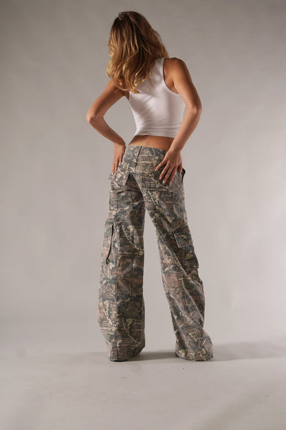Damen Cargo-Hose mit Taschen und Musterstruktur
