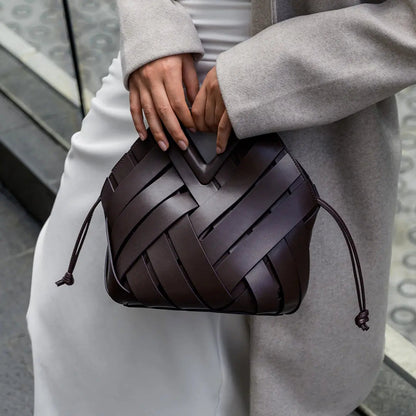 Geflochtene Damenhandtasche aus Rattan Natur
