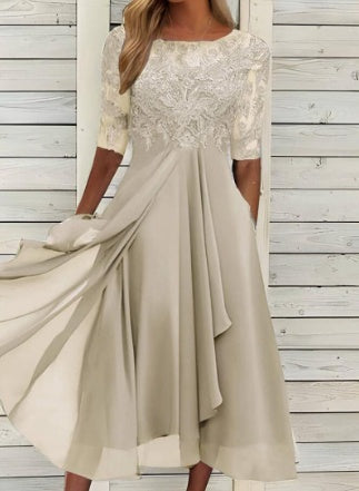 Damenkleid aus Chiffon mit Stickerei, Spitze und Aussparungen von Elarova