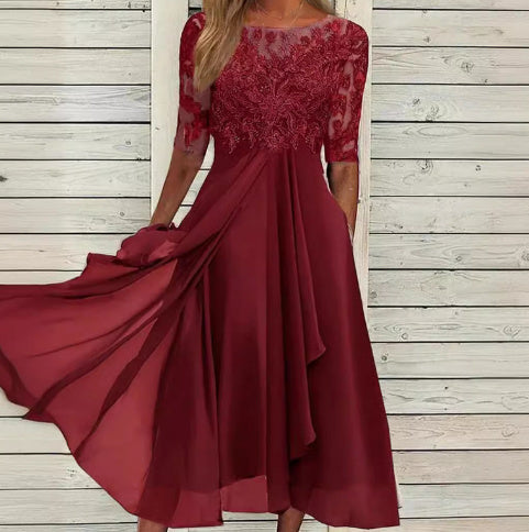 Damenkleid aus Chiffon mit Stickerei, Spitze und Aussparungen von Elarova
