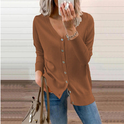 Elarova | Damen Strickjacke mit modernen Knopfdetails und tiefem VAusschnitt