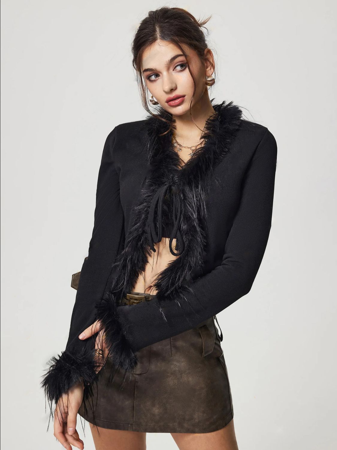 Elarova | Gebunden Fuzzy Trim Langarm Strickjacke
