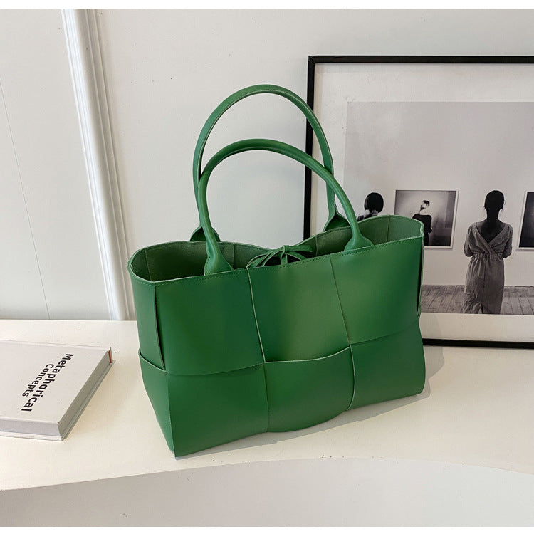 Elarova | Gewebte Lederhandtasche Mit Modernem Design