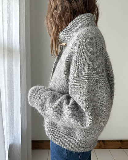 Elarova | Graue Strickjacke mit Knöpfen