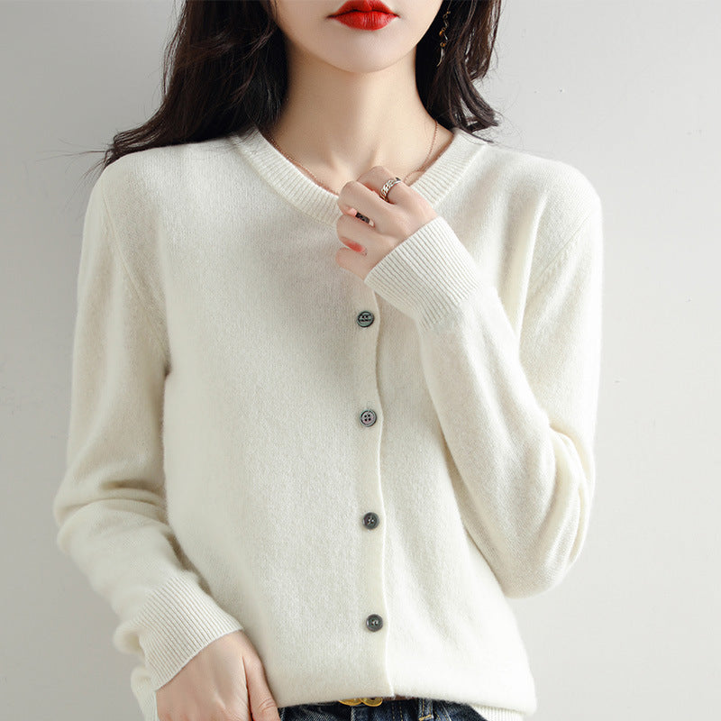 Elarova | Kuschelige Strickjacke für den Alltag
