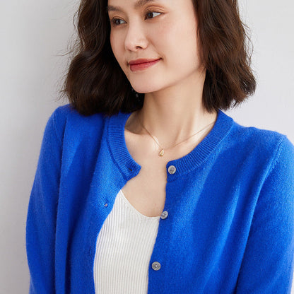Elarova | Kuschelige Strickjacke für den Alltag
