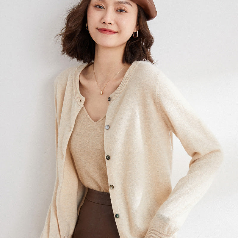 Elarova | Kuschelige Strickjacke für den Alltag