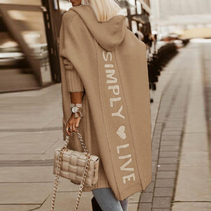 Elarova | Kuscheliger KapuzenKuschelmantel: Damen Strickjacke mit BuchstabenPrint