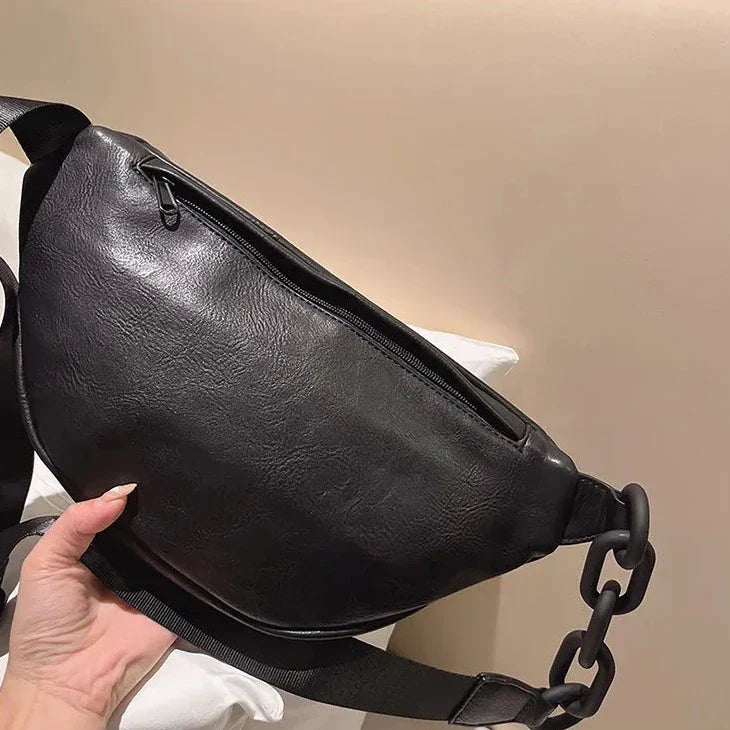 Elarova | LederBrusttasche
