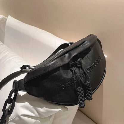Elarova | LederBrusttasche