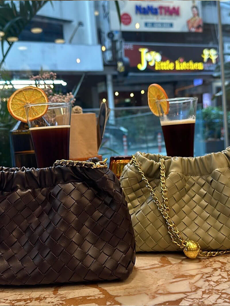 Elarova | Luxuriöse Damen Tasche Mit Goldener Kette
