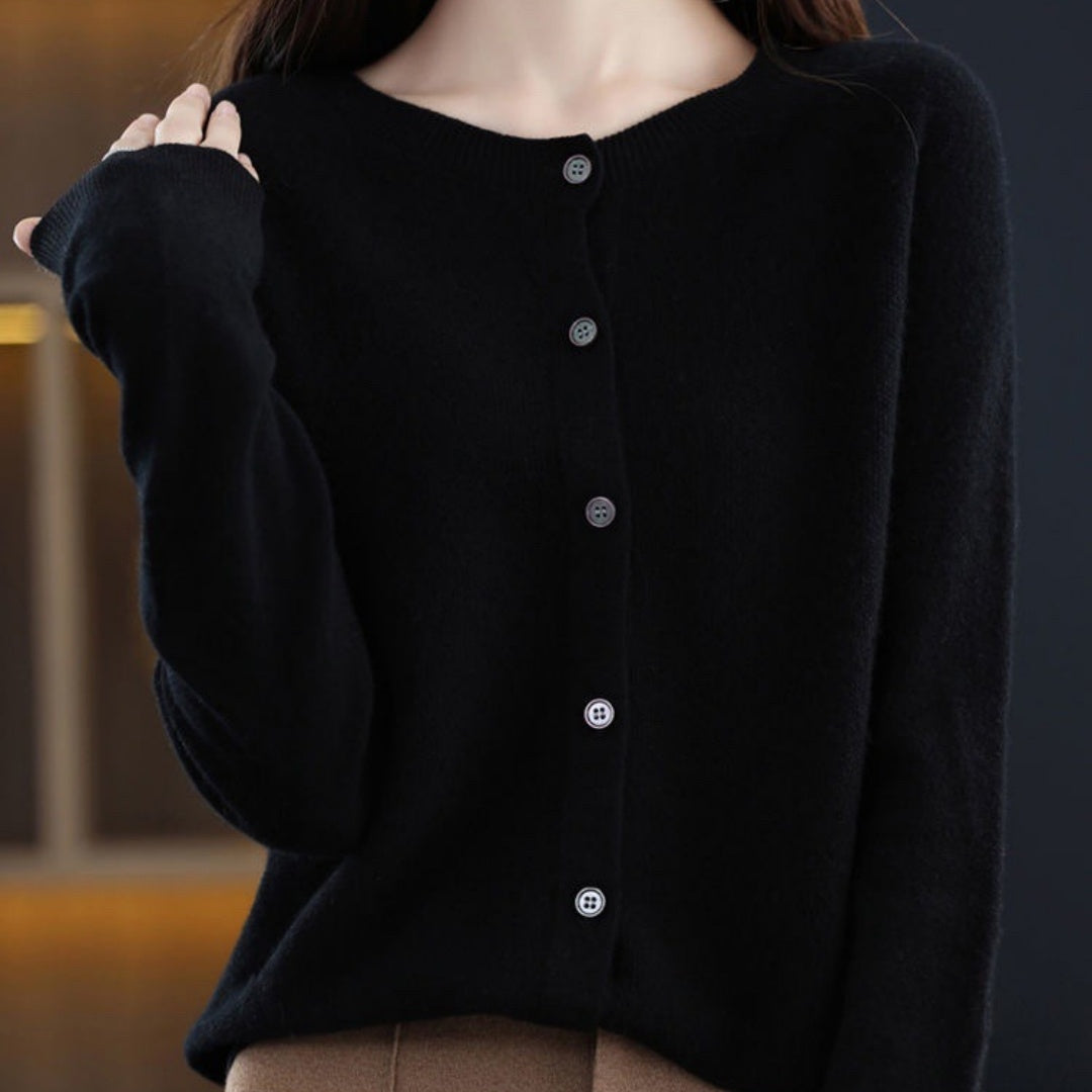 Elarova | Merino Wollstrickjacke Mit Rundhalsausschnitt Und Langen Ärmeln