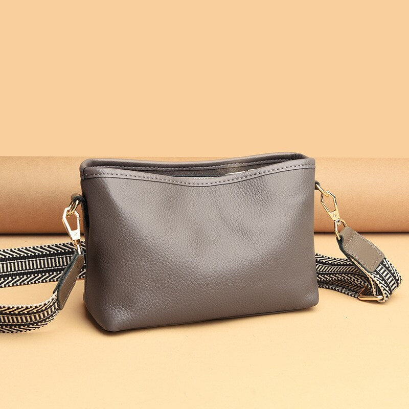 Elarova | Minimalistische Leder Umhängetasche für Frauen