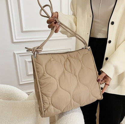Elarova | Puffer Tasche