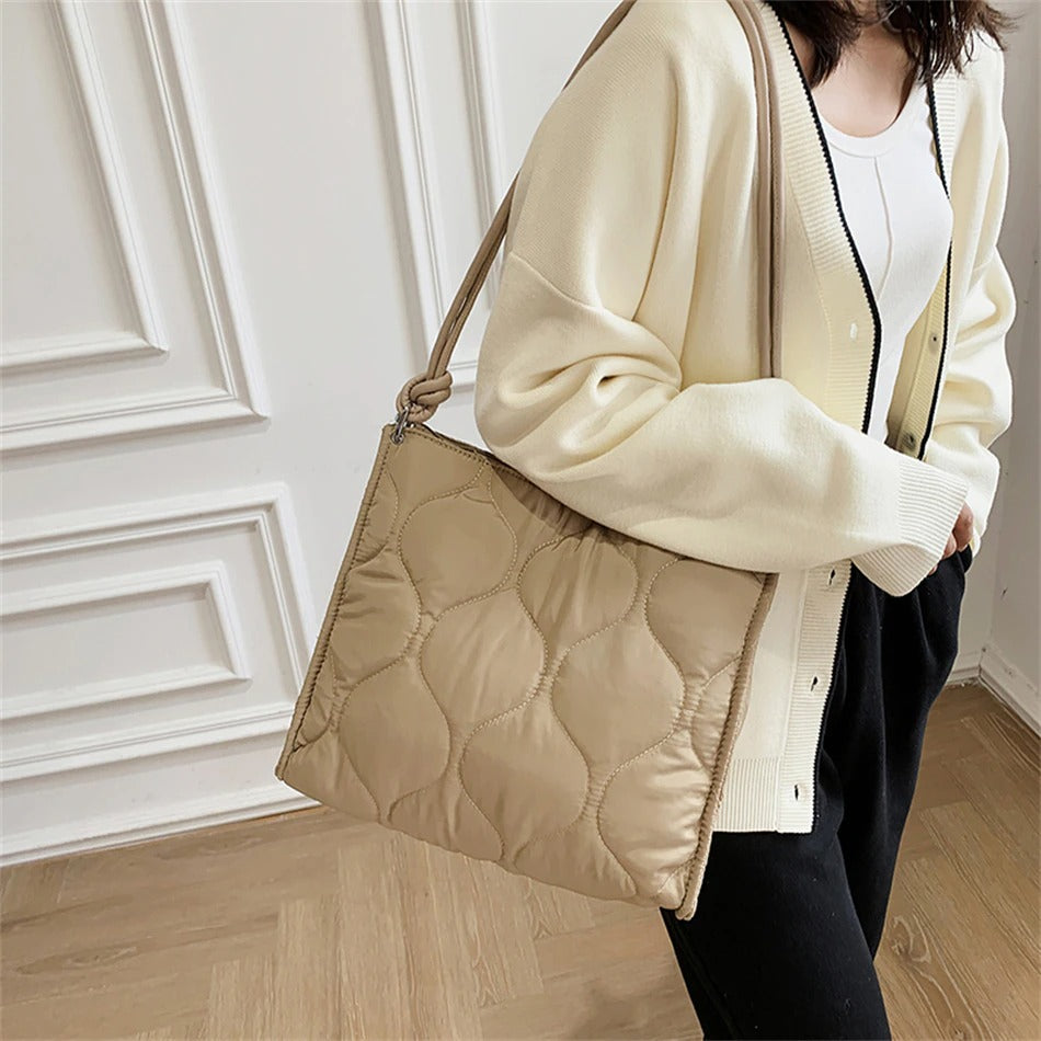 Elarova | Puffer Tasche