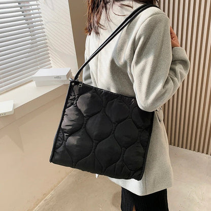 Elarova | Puffer Tasche