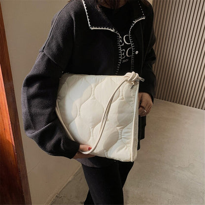 Elarova | Puffer Tasche