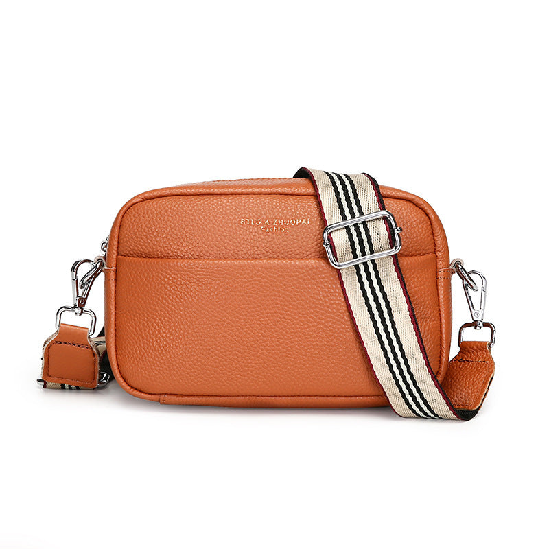 Elarova | Schlichte Schultertasche Aus Veganem Leder Im Kleinen Quadratischen Format