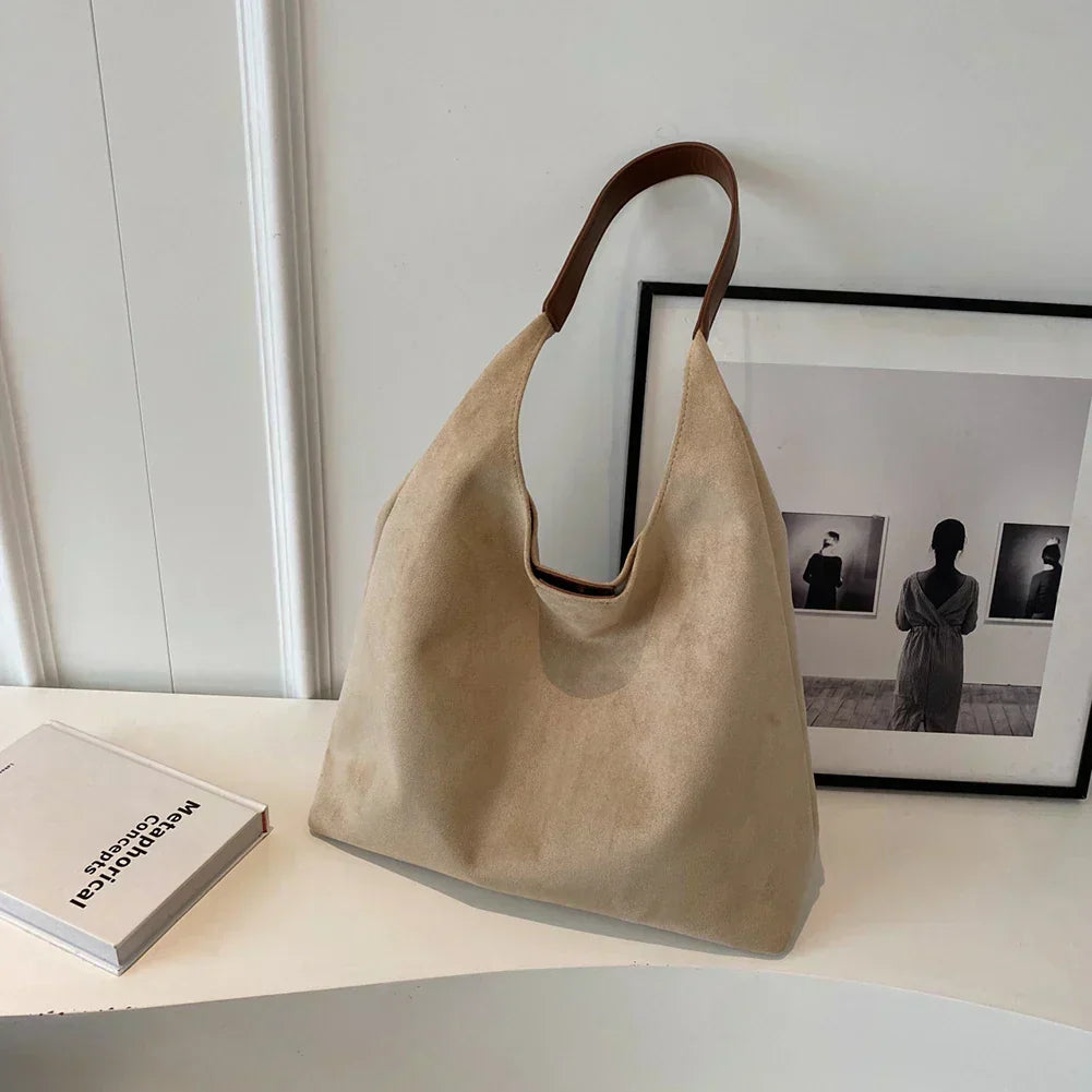 Elarova | Tote Bag