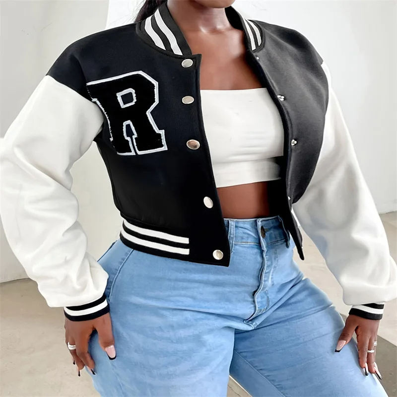 Elarova | Varsity Bomberjack Damen, Kurzes Modell mit Buchstabenpatch und Druckknopfverschluss