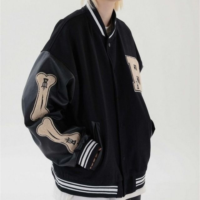 Elarova | Varsity Streetwear Bomberjacke mit bestickten Patches