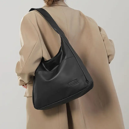 Elarova | Vegane Leder Hobo Tasche Stilvoll und Nachhaltig für Damen
