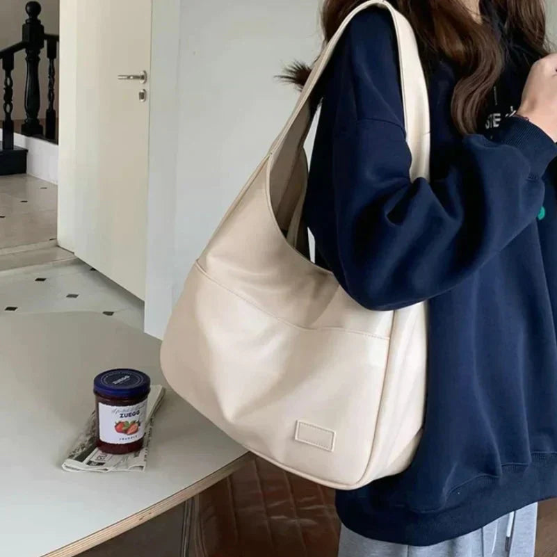 Elarova | Vegane Leder Hobo Tasche Stilvoll und Nachhaltig für Damen