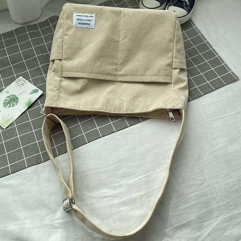 Elarova | Weite Corduroy Schultertasche