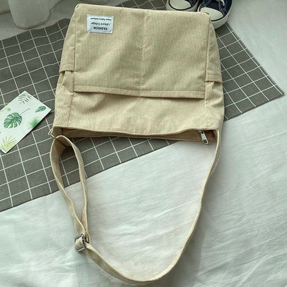 Elarova | Weite Corduroy Schultertasche