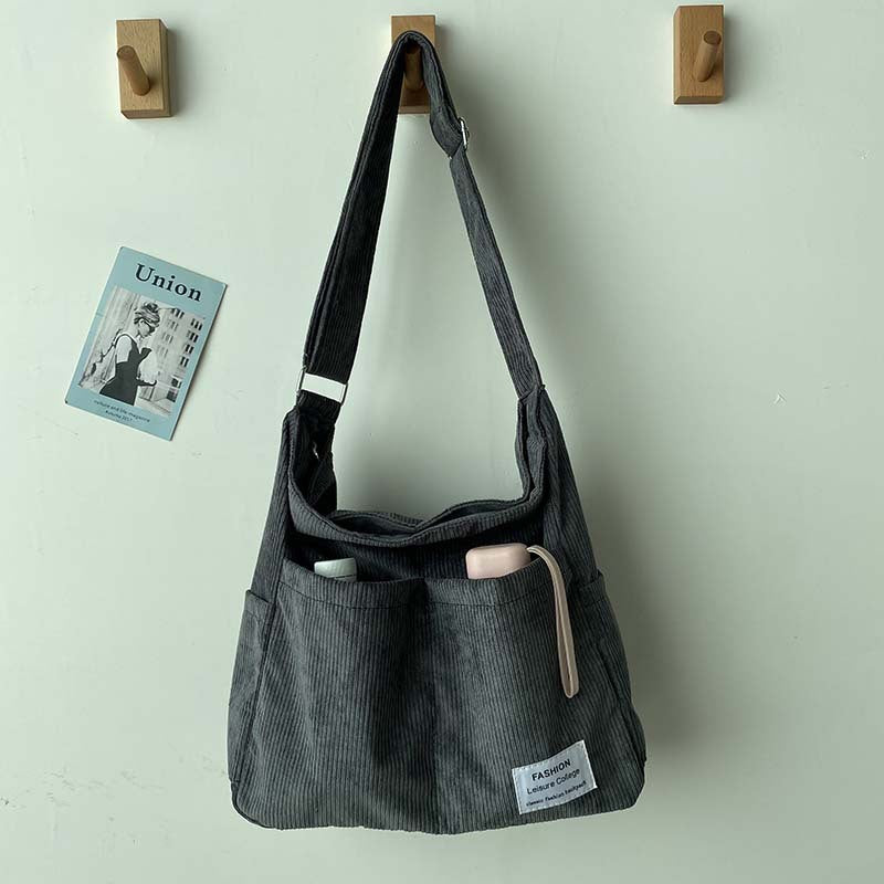 Elarova | Weite Corduroy Schultertasche