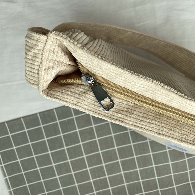 Elarova | Weite Corduroy Schultertasche