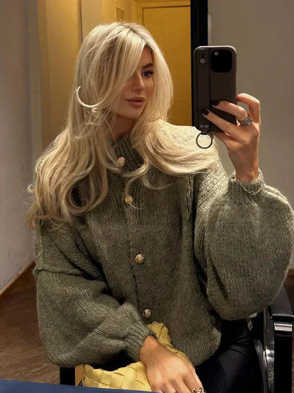 Elarova | gestrickte Damen Strickjacke mit hohem Kragen und weitem Schnitt