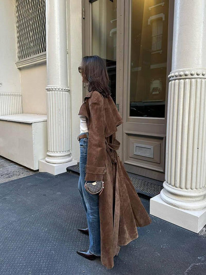 Eleganter Trenchcoat in taillierter Silhouette 2