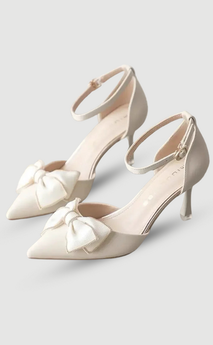 Damen Riemchen Schuhe Spitz Absatz Fliege Detail