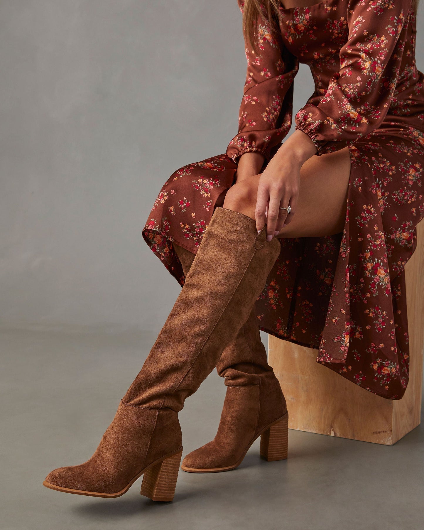 Norvielle Damen Slouch Stiefel mit Heiligenschein