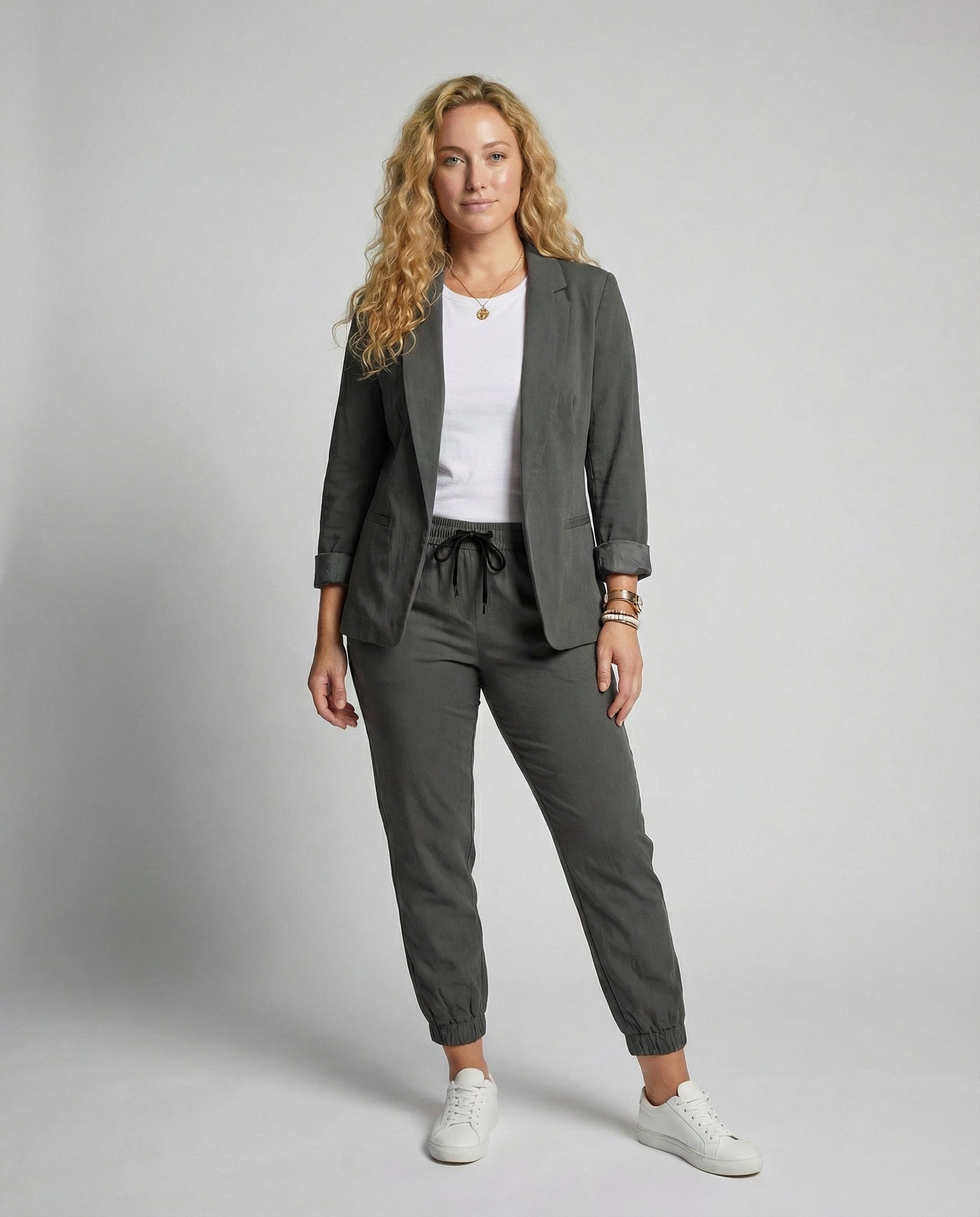 Damen Blazer Jogger Set Elegantes Design - Norvielle