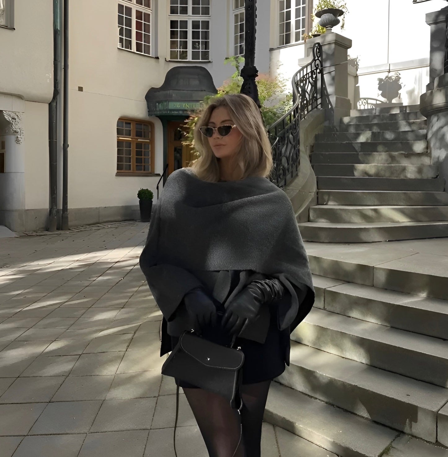 Norvielle Damen Cape Mantel