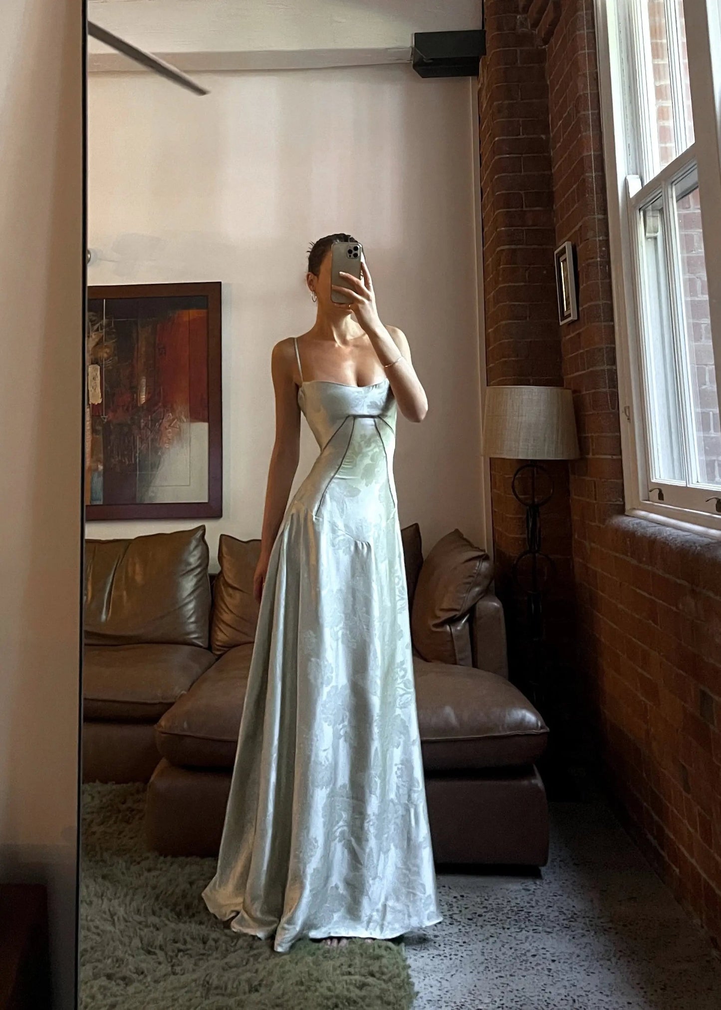 Elegantes Damen Maxikleid mit Spaghettiträgern Blumenmuster
