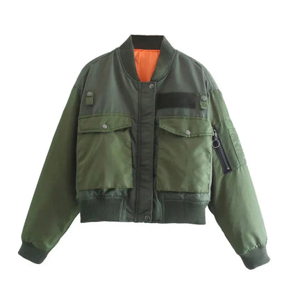 Detailansicht Kragen & Zipper der Bomberjacke